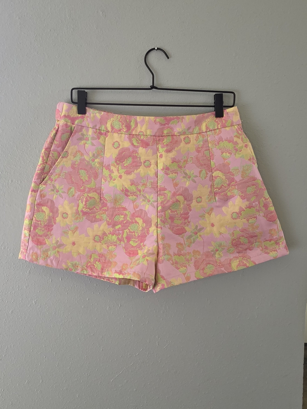 Floral Print Summer Shorts L